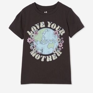 Cotton On Kids “Love Your Mother” T-Shirt Size: 6 Color: Grey